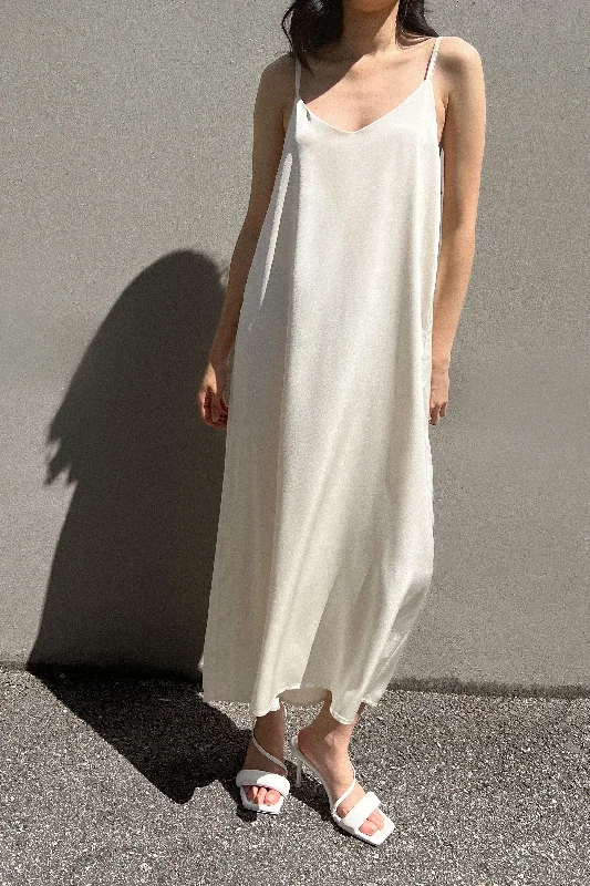 THIN STRAP MIDI DRESS