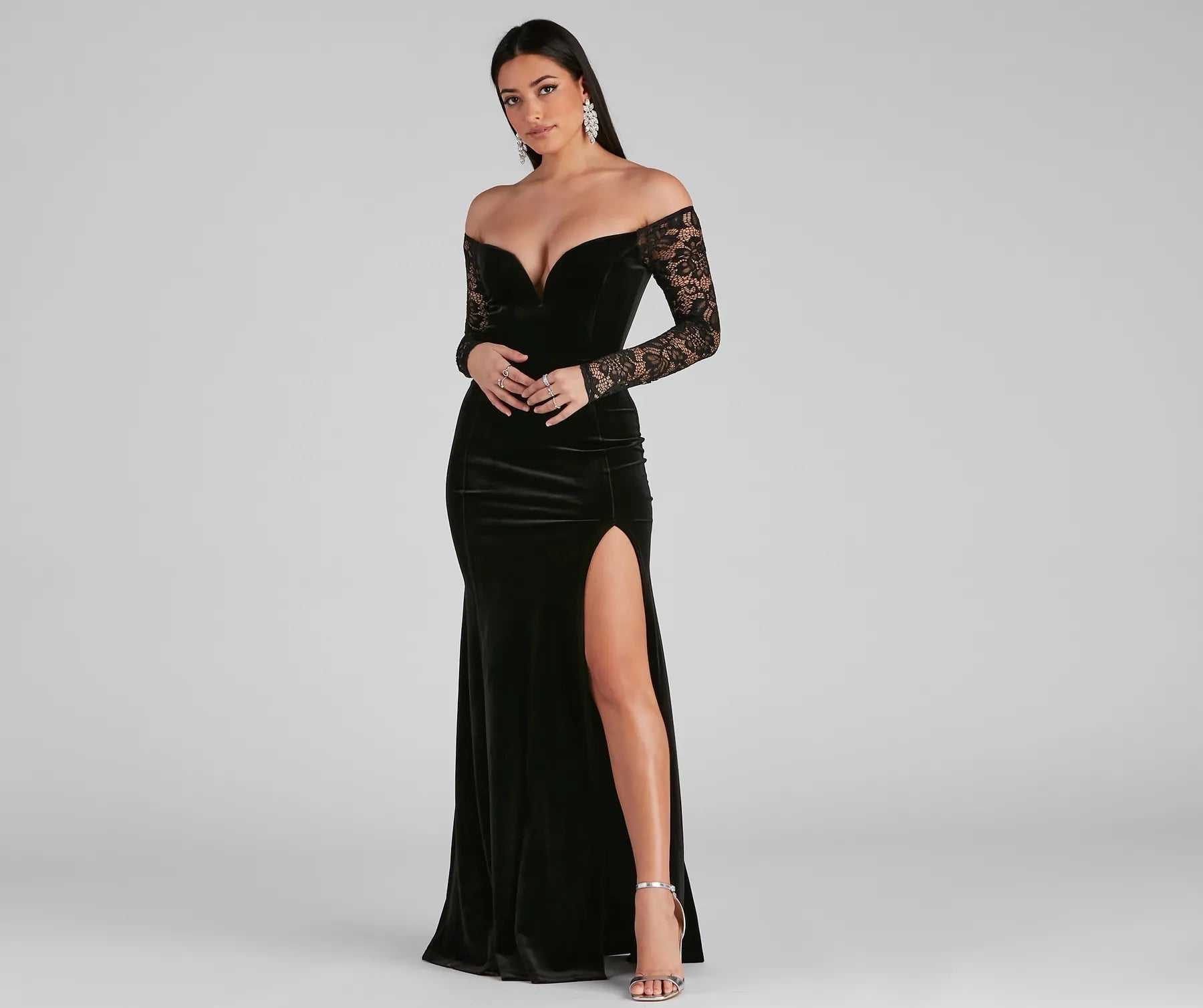 Weekend Only Savings Larsa Formal Velvet And Lace Mermaid Dress